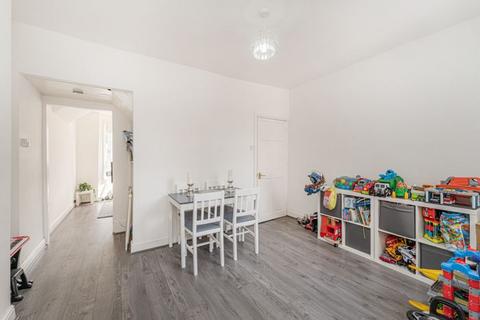 3 bedroom terraced house for sale, Nelson Road, London