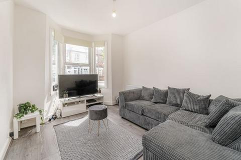 31 Nelson Road, London, N9 0RH