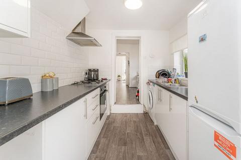31 Nelson Road, London, N9 0RH