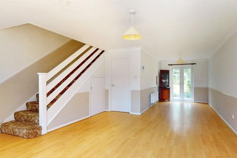 12 Broadwater Green, Laindon, Basildon, SS15 6BG