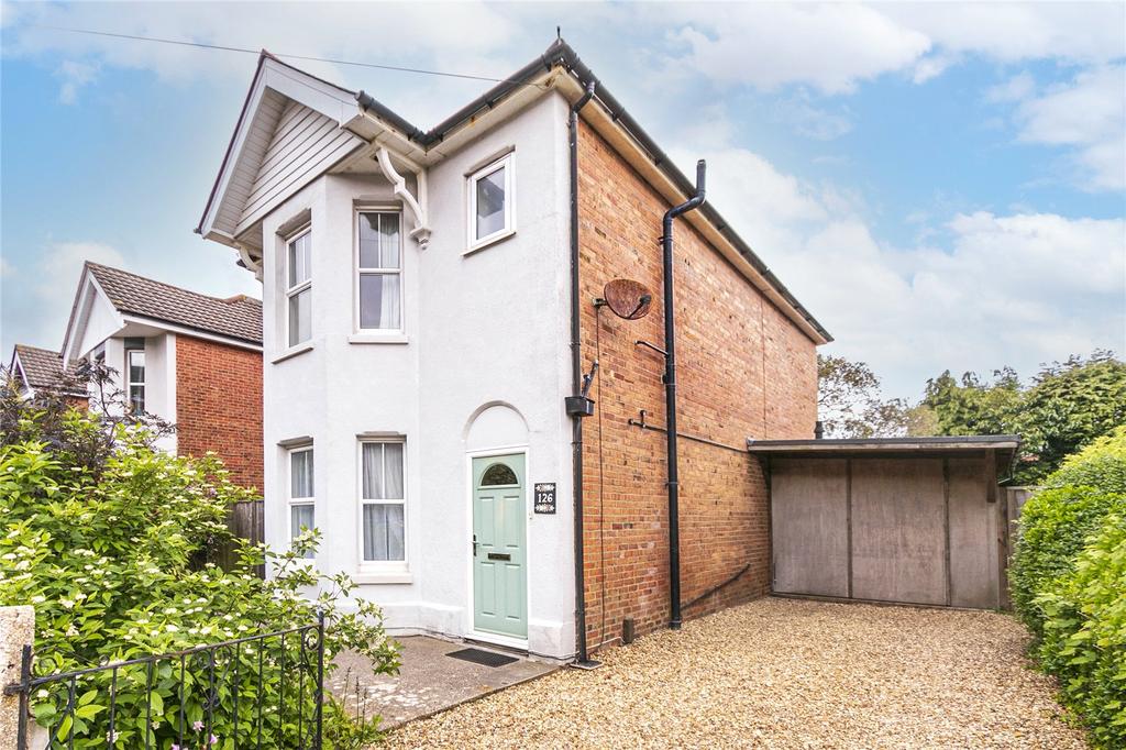 Shelbourne Road, Charminster, Bournemouth, BH8 3 bed detached house £