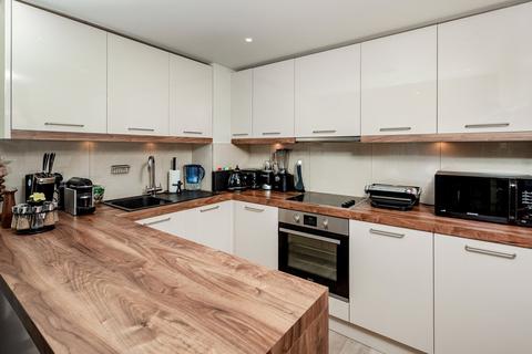 2 bedroom apartment for sale, Warwick Building, 366 Queenstown Road, London, SW11