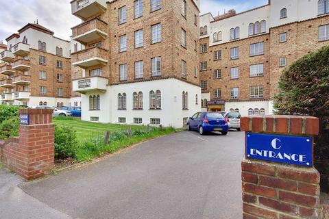 2 bedroom apartment for sale, Sea Road, Bournemouth BH5