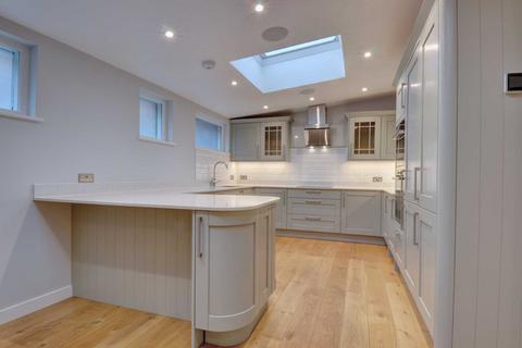 59c Reading Road, Henley-on-thames, RG9 1AB