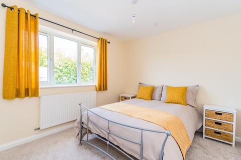1 bedroom apartment for sale - Hill Farm Approach, Wooburn Green, High Wycombe, HP10