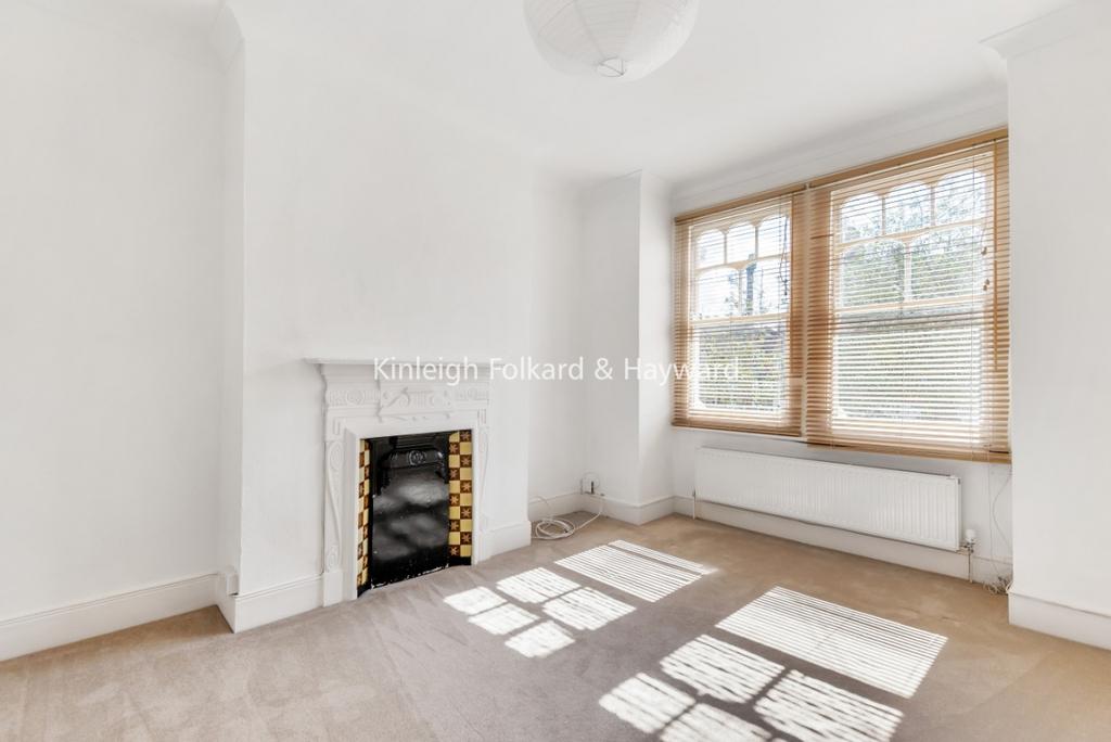 Road Bromley BR1 2 bed apartment £1,400 pcm (£323 pw)