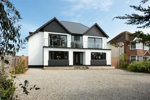 4 bedroom detached house for sale - Bennells Avenue, Tankerton, Whitstable