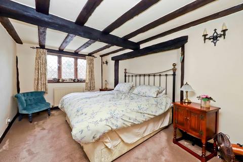 74 The Chase, Eastcote, Pinner, HA5 1SN