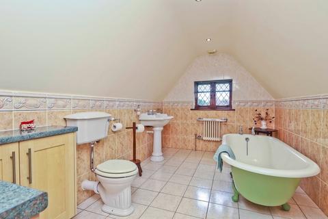74 The Chase, Eastcote, Pinner, HA5 1SN