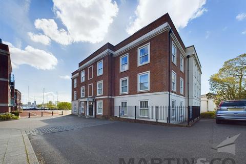 2 bedroom apartment to rent, Royal Clarence Marina, Gosport