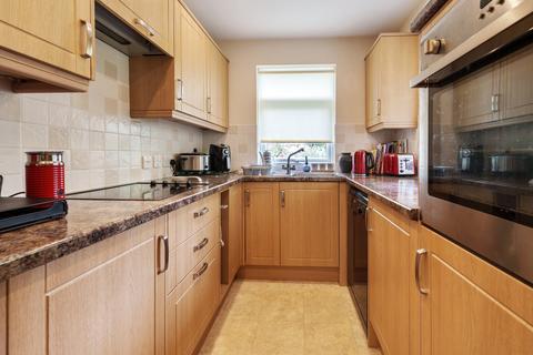 2 bedroom ground floor flat for sale, Lower Wasdale, Kents Bank Road, Grange-over-Sands, Cumbria, LA11 7DT.