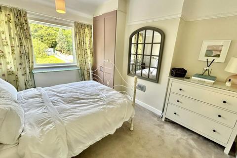 57 Braemar Road, Solihull, B92 8BS