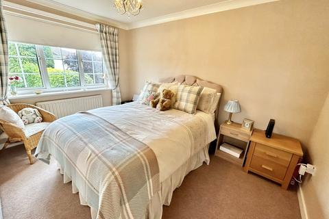 32 Coppice Road, Solihull, B92 9JY