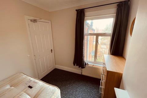 1 bedroom in a house share to rent - Room 3, 4 Kent Road