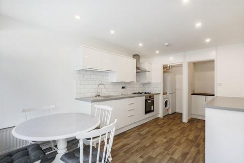 45 Setchell Way, London, SE1 5XR