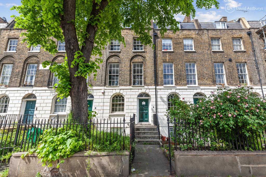 Liverpool Road, Islington, Barnsbury, London, N1 2 bed apartment for sale £800,000