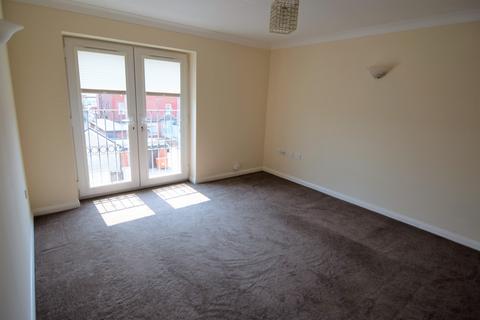 2 bedroom apartment to rent, Northumberland Avenue, Blackpool