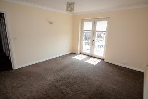 2 bedroom apartment to rent, Northumberland Avenue, Blackpool