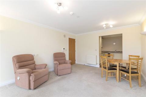 2 bedroom apartment for sale - Apartment 18, Emmandjay Court, Valley Drive, Ilkley, West Yorkshire