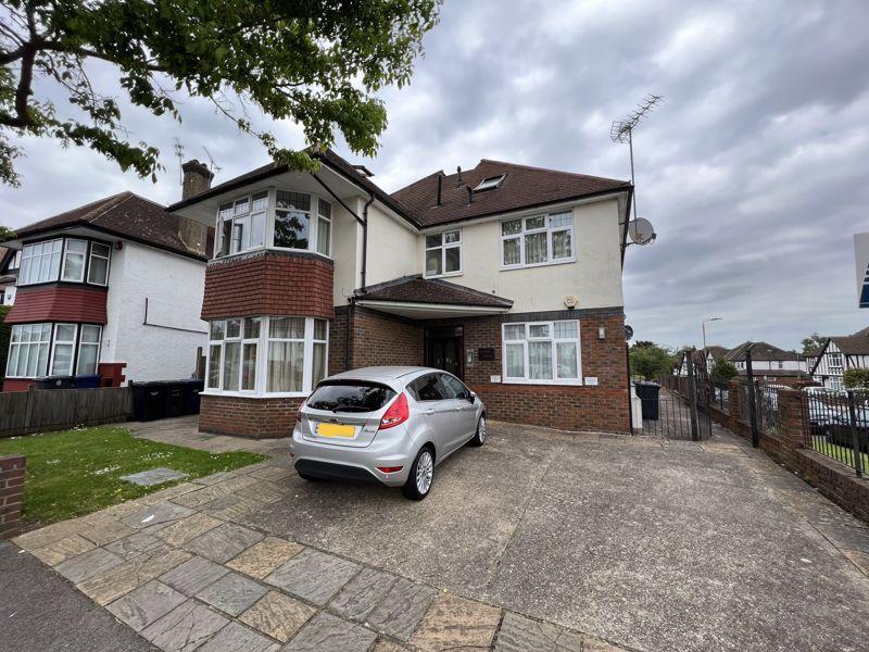 Hillside Drive, Edgware 1 bed flat for sale £325,000