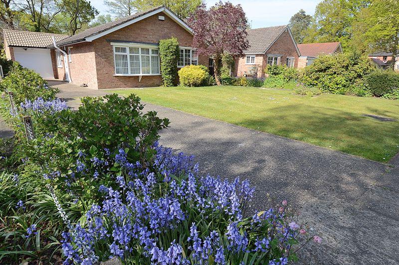 17 Arnhem Way, Woodhall Spa 3 bed detached bungalow for sale £465,000