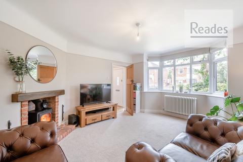 35 Blackbrook Avenue, Hawarden, Deeside, CH5 3HJ