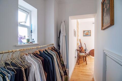 Flat 2, 58 Richmond Road, Montpelier, Bristol, BS6 5EW