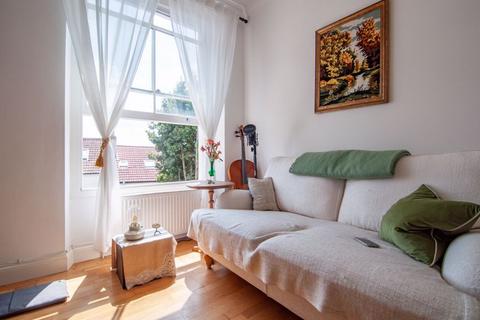 Flat 2, 58 Richmond Road, Montpelier, Bristol, BS6 5EW