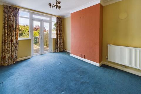 21 Caversham Avenue, Cheam, Sutton, SM3 9AQ