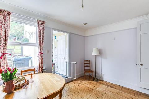 73 Beechwood Road, Caterham, CR3 6NF