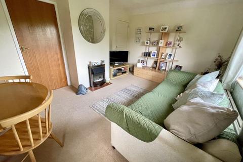 6 Hill Meadow, Coleshill, Amersham, HP7 0LF