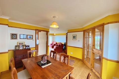 35 Burns Drive, Maybole, KA19 8FB