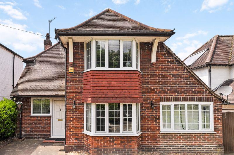 Belmont Rise, Sutton 4 bed detached house for sale £1,050,000