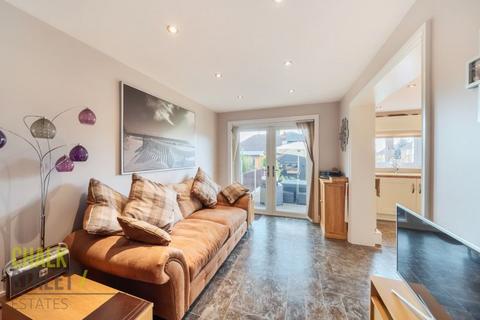 14 Globe Road, Hornchurch, RM11 1BS