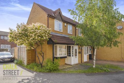 1 bedroom end of terrace house for sale - Guardian Close, Hornchurch, RM11