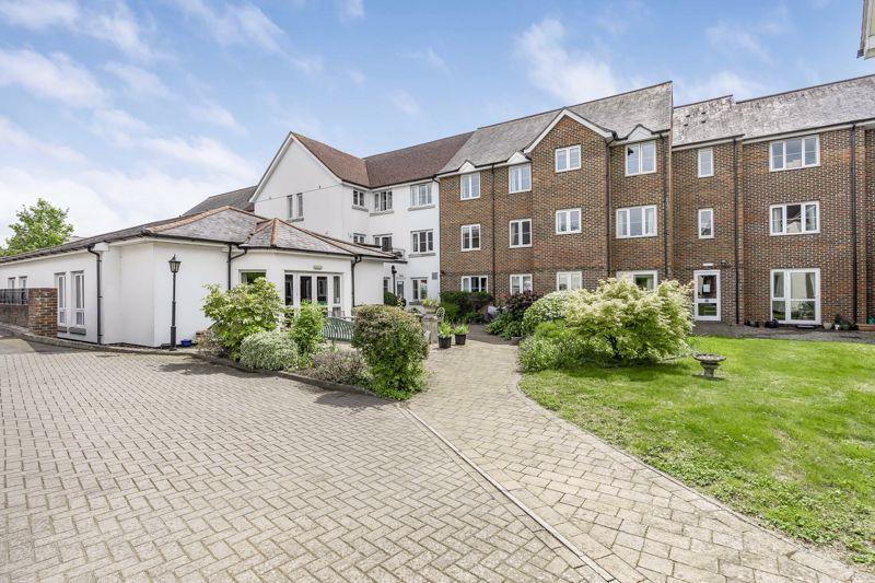 Wessex Way, Bicester 2 bed retirement property £180,000