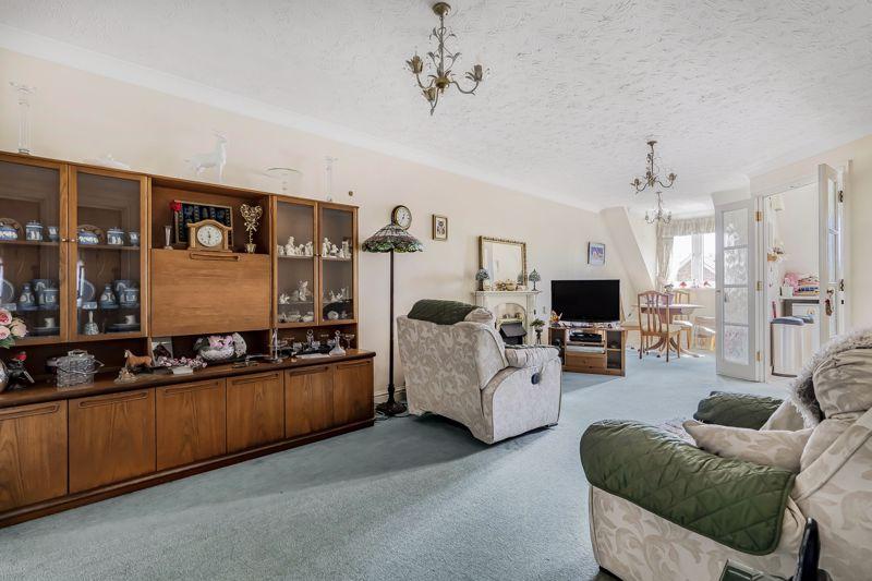 Wessex Way, Bicester 2 bed retirement property £180,000
