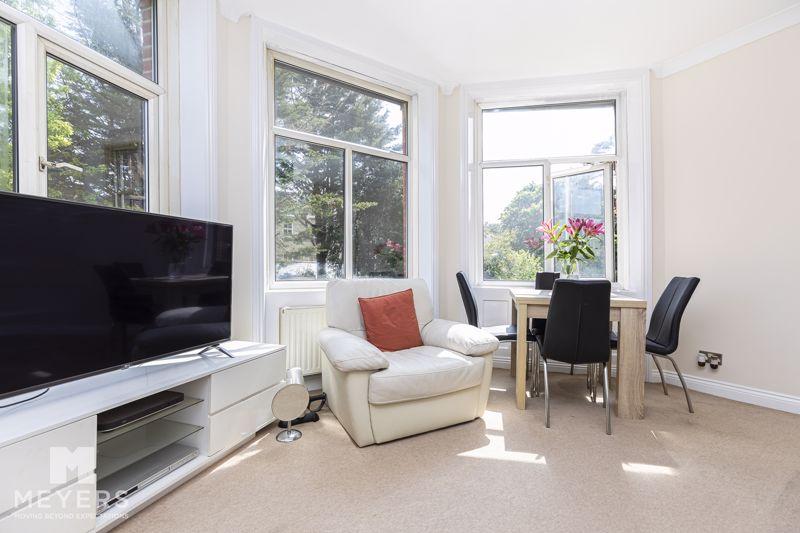 East Cliff Lodge, 57 Christchurch Road, Bournemouth, BH1 2 bed