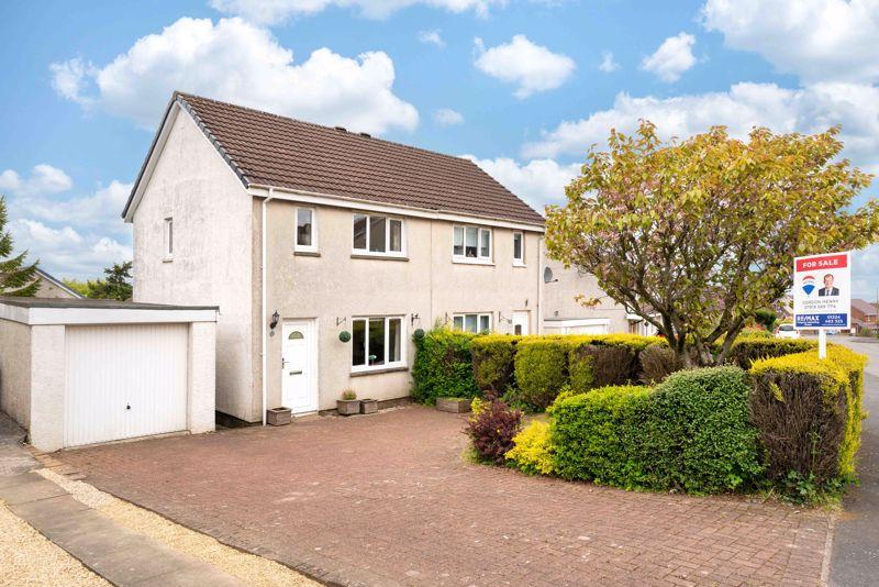 Easton Drive, Shieldhill, Falkirk 2 bed semidetached house £147,000