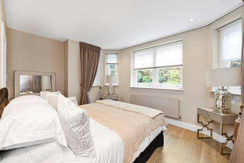 2 bedroom flat to rent, Lyndhurst Road, London, NW3