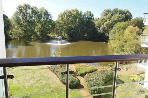 2 bedroom apartment for sale, Creswell Drive, Langley Waterside, BR3