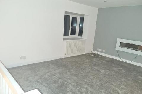 2 bedroom flat for sale, Bray Close, Borehamwood