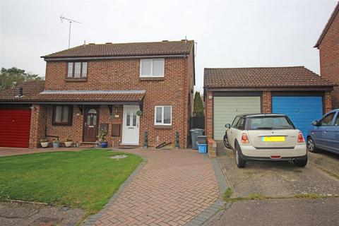 38 Downlands, Stevenage, SG2 7BH