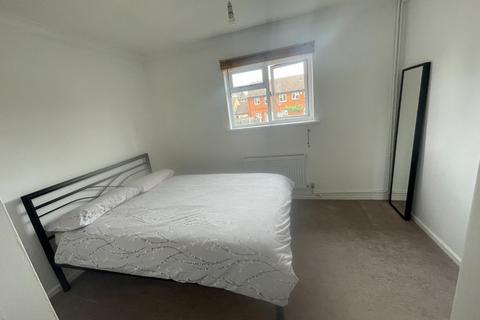 19 Lapwing Rise, Stevenage, SG2 9NH