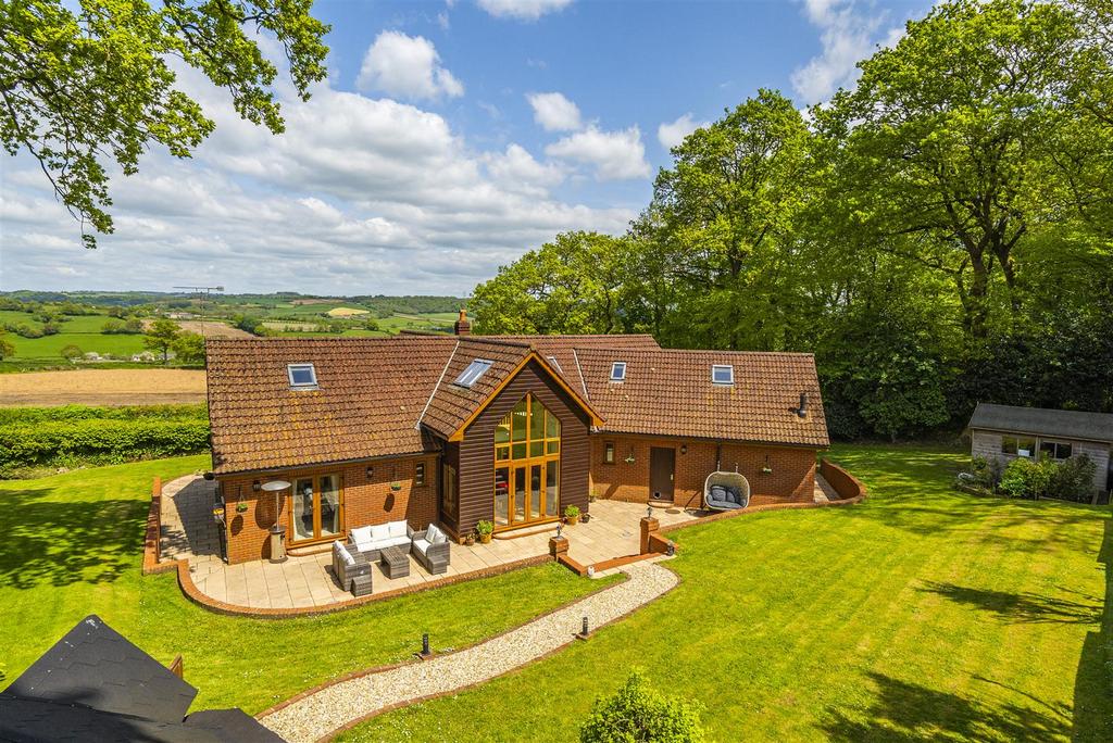 Kilmington, Axminster 4 bed detached house for sale £1,075,000