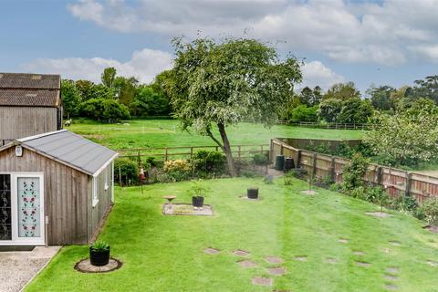 5 bedroom detached bungalow for sale, Northside Road, Hollym