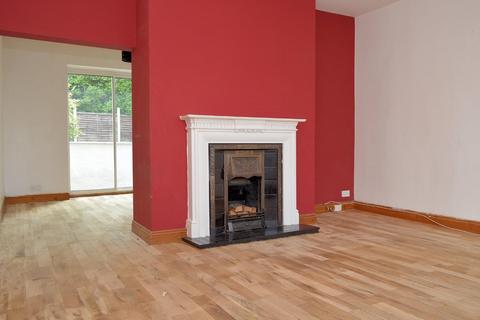 27 Green Lane, Oldham, OL8 3AY
