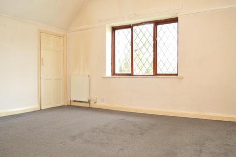 27 Green Lane, Oldham, OL8 3AY