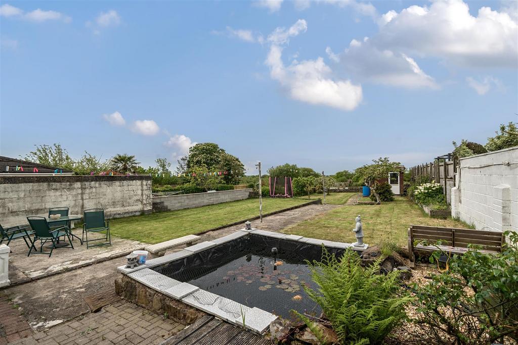 Rhyd Y Pandy Road, Rhyd Y Pandy Morriston, Swansea 3 bed semidetached