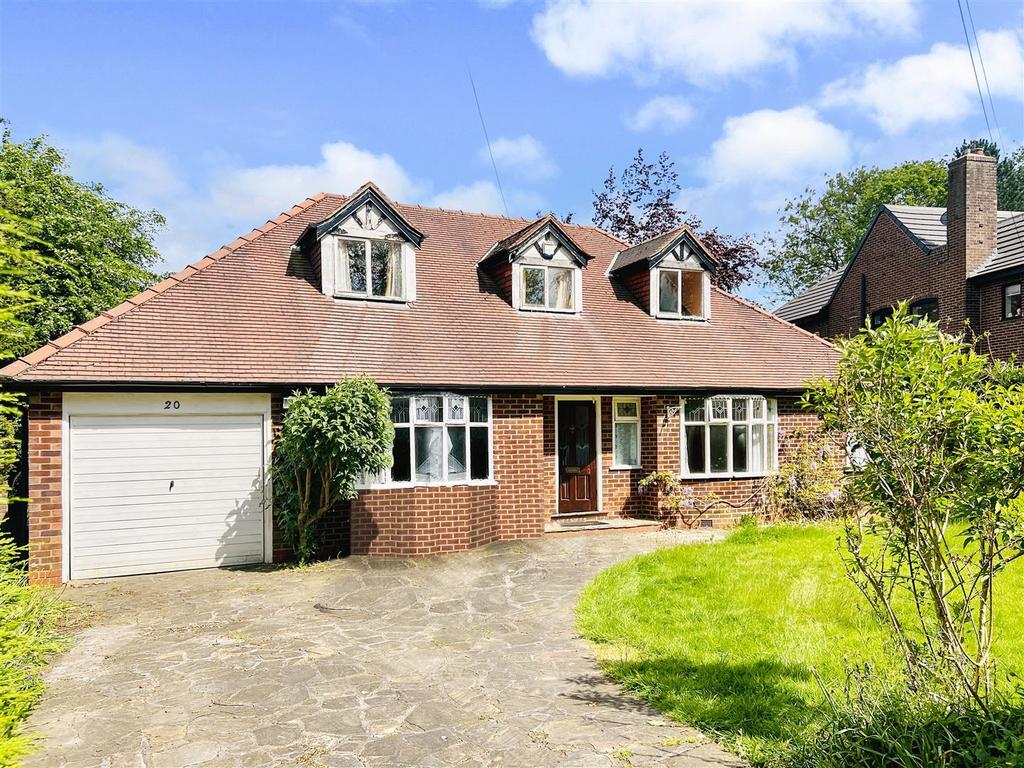 Carlton Road, Hale, Altrincham 4 bed detached house for sale £900,000